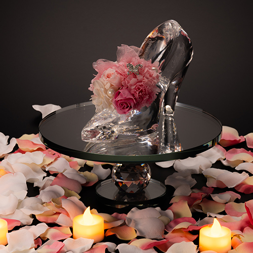 名入れ彫刻 シンデレラの靴 クリスタルガラス プリンセスアレンジ プリザーブドフラワー≪ピンク≫