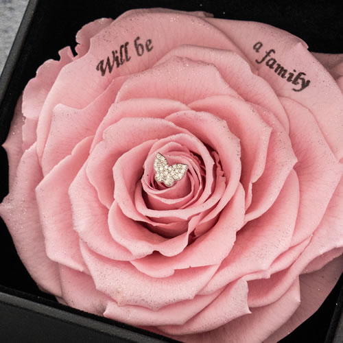 フラワージュエリーBOX ピンク (ネックレス リメイクサービス付き)