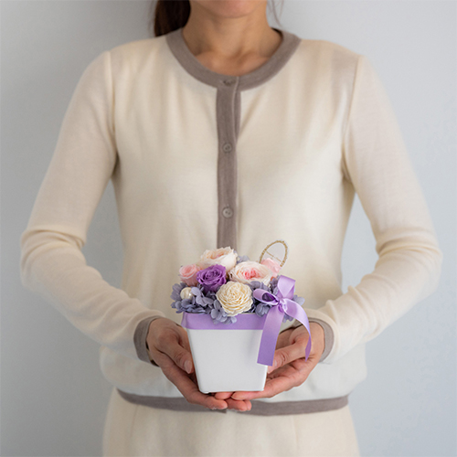 【花に記念日プリント】パステルプリザーブドフラワーアレンジ L ≪ヴァイオレット≫ 紫のバラ