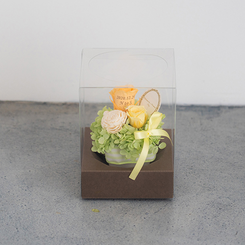 【花に記念日プリント】パステルプリザーブドフラワーアレンジS≪オレンジ≫