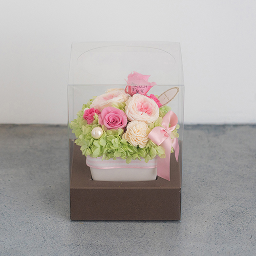 【花に記念日プリント】パステルプリザーブドフラワーアレンジL≪ピンク≫