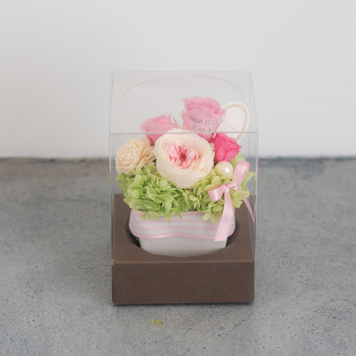 【花に記念日プリント】パステルプリザーブドフラワーアレンジM≪ピンク≫