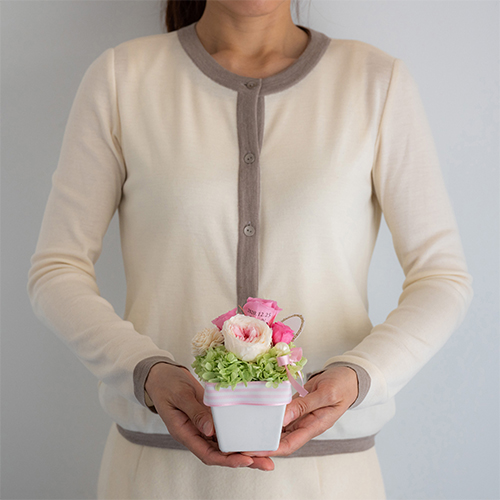 【花に記念日プリント】パステルプリザーブドフラワーアレンジM≪ピンク≫