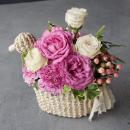 【花に記念日プリント】幸せを運ぶ鳥カゴLと季節のフラワーアレンジメント 生花・フェアトレード商品