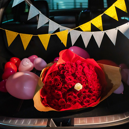 【車でサプライズ】 ハートバルーン+フラッグ装飾セット