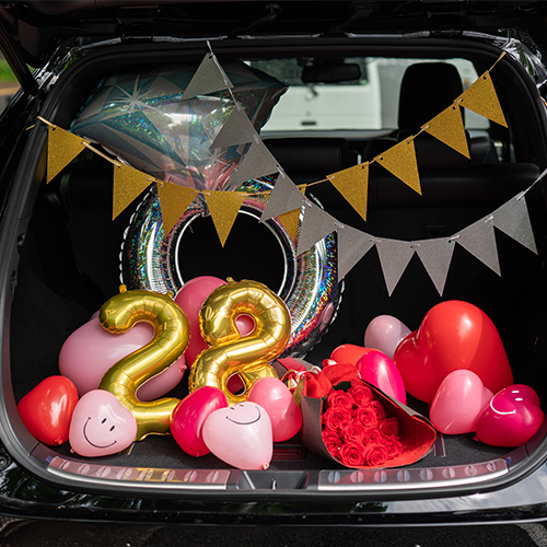 【車でサプライズ】 ハートバルーン+フラッグ装飾セット