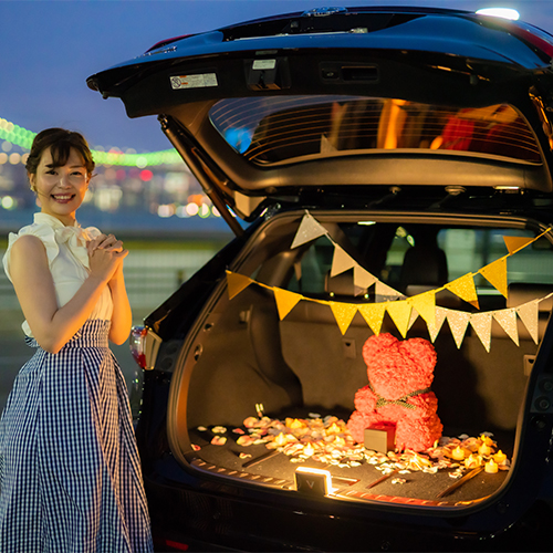 【車でサプライズ】幸せを呼ぶローズテディベア　レッド　+　装飾セット