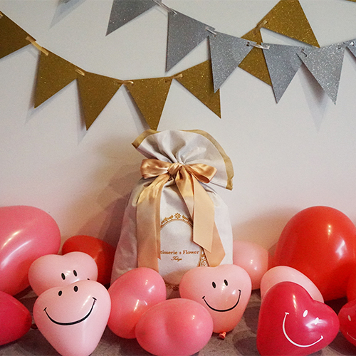 【車でサプライズ】 ハートバルーン+フラッグ装飾セット