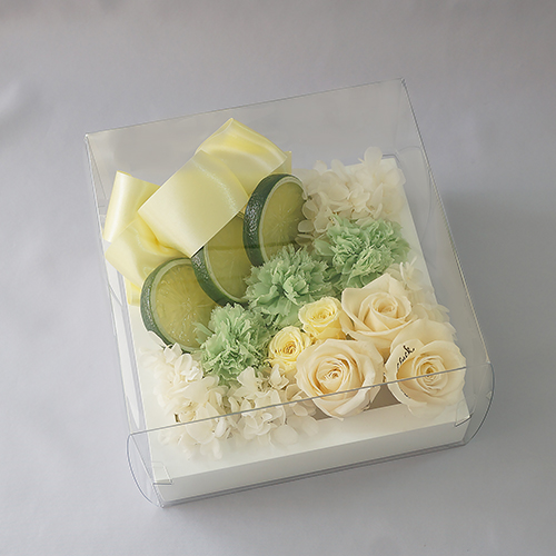 【メッセージローズ】フレッシュフレームプリザーブドフラワーアレンジM≪イエロー≫