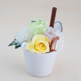 【メッセージローズ】スイーツカップアレンジ&プリザーブドフラワー≪レモンライム≫