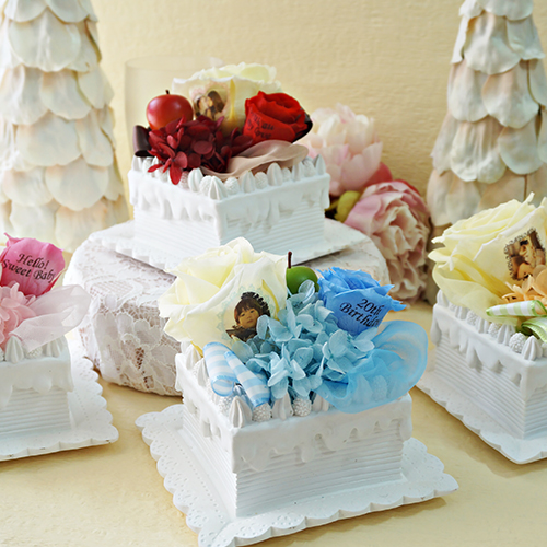 【メッセージローズ】青りんごのホイップクリームスクエアケーキ&プリザーブドフラワー≪ブルー≫