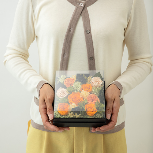 ボックスフラワーアレンジメント　フローリッシュオレンジ　