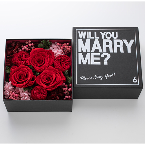 Blackボックスフラワー　プリザーブドフラワー　レッド