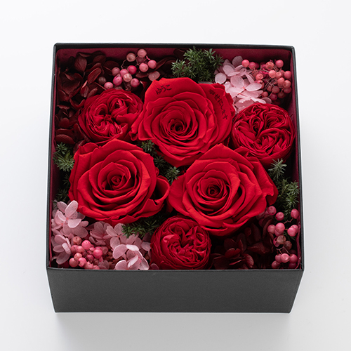 Blackボックスフラワー　プリザーブドフラワー　レッド