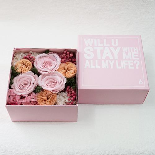 Pinkボックスフラワー　プリザーブドフラワー　ピンク