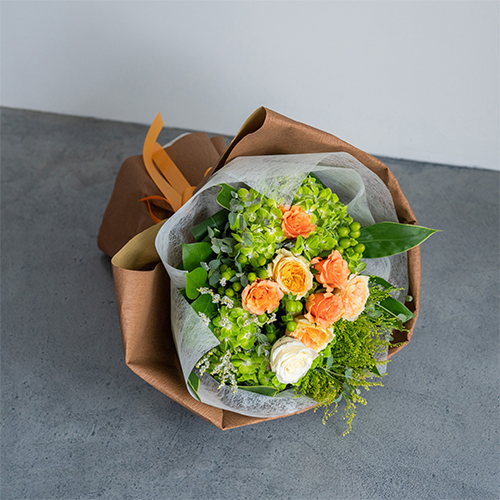 【花に記念日プリント】季節のブーケ オレンジ Mサイズ