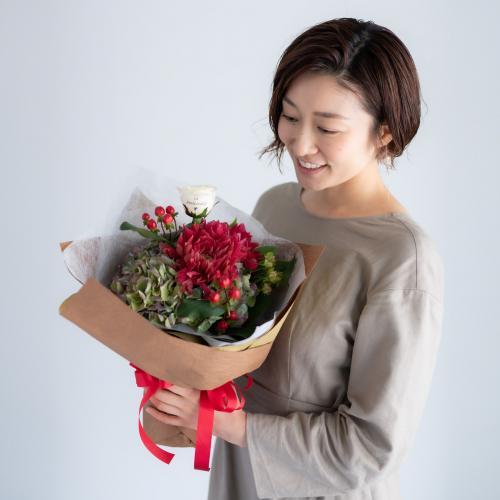 【花に記念日プリント】季節のブーケ ドラマティックレッド Sサイズ