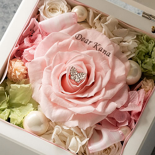 フラワージュエリー高級オルゴールBOX ピーチ (ネックレス リメイクサービス付き)