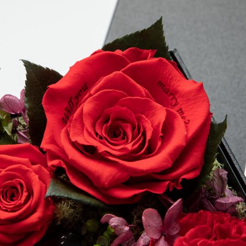 【プロポーズ】ボックスフラワー　グロリアスL　ブライトレッド