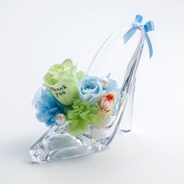 【メッセージローズ】シンデレラの靴 お花イッパイ!プリザーブドフラワーアレンジ≪ブルー≫
