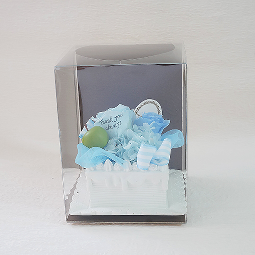 【メッセージローズ】青りんごのホイップクリームスクエアプリザーブドフラワーケーキ≪ブルー≫