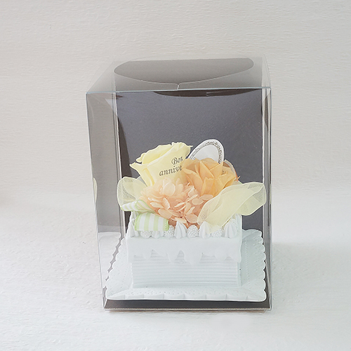 【メッセージローズ】オレンジのホイップクリームスクエアプリザーブドフラワーケーキ≪オレンジ≫