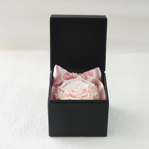 プロポーズボックス ROSE BOUTE ブラックBOX ≪ハニーピンク≫
