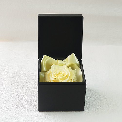 プロポーズボックス ROSE BOUTE ブラックBOX ≪ハニーイエロー≫