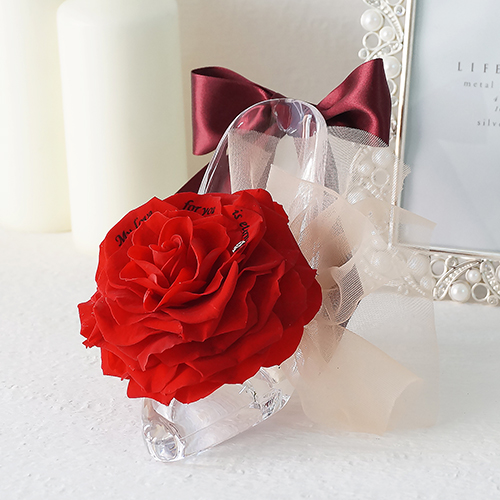 【メッセージローズ】シンデレラの靴 大輪プリザーブドフラワーアレンジ≪レッド≫